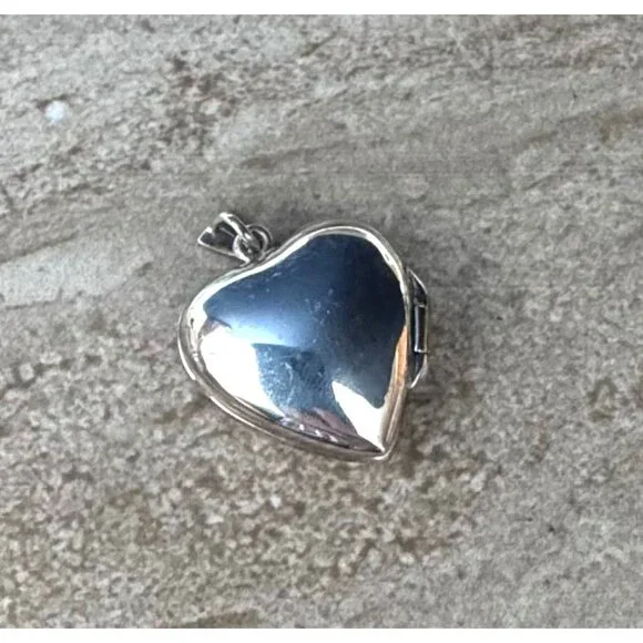 VTG Heart Shape Sterling Silver Locket Pendant Pink Mother of Pearl & Marcasite - Picture 2 of 4